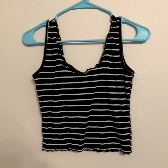 Striped crop top - Picture 2 of 3